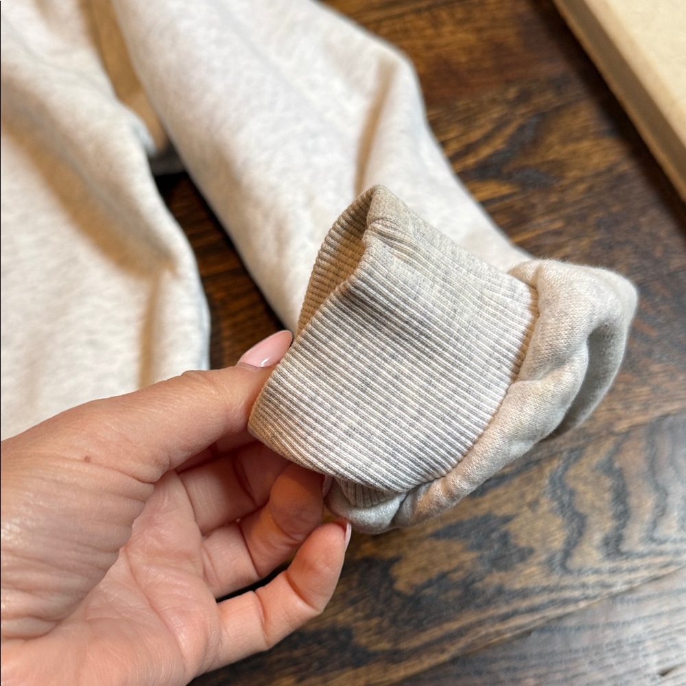 Edikted Gray Hoodie with Pink Ribbon size XS - Picture 11 of 11
